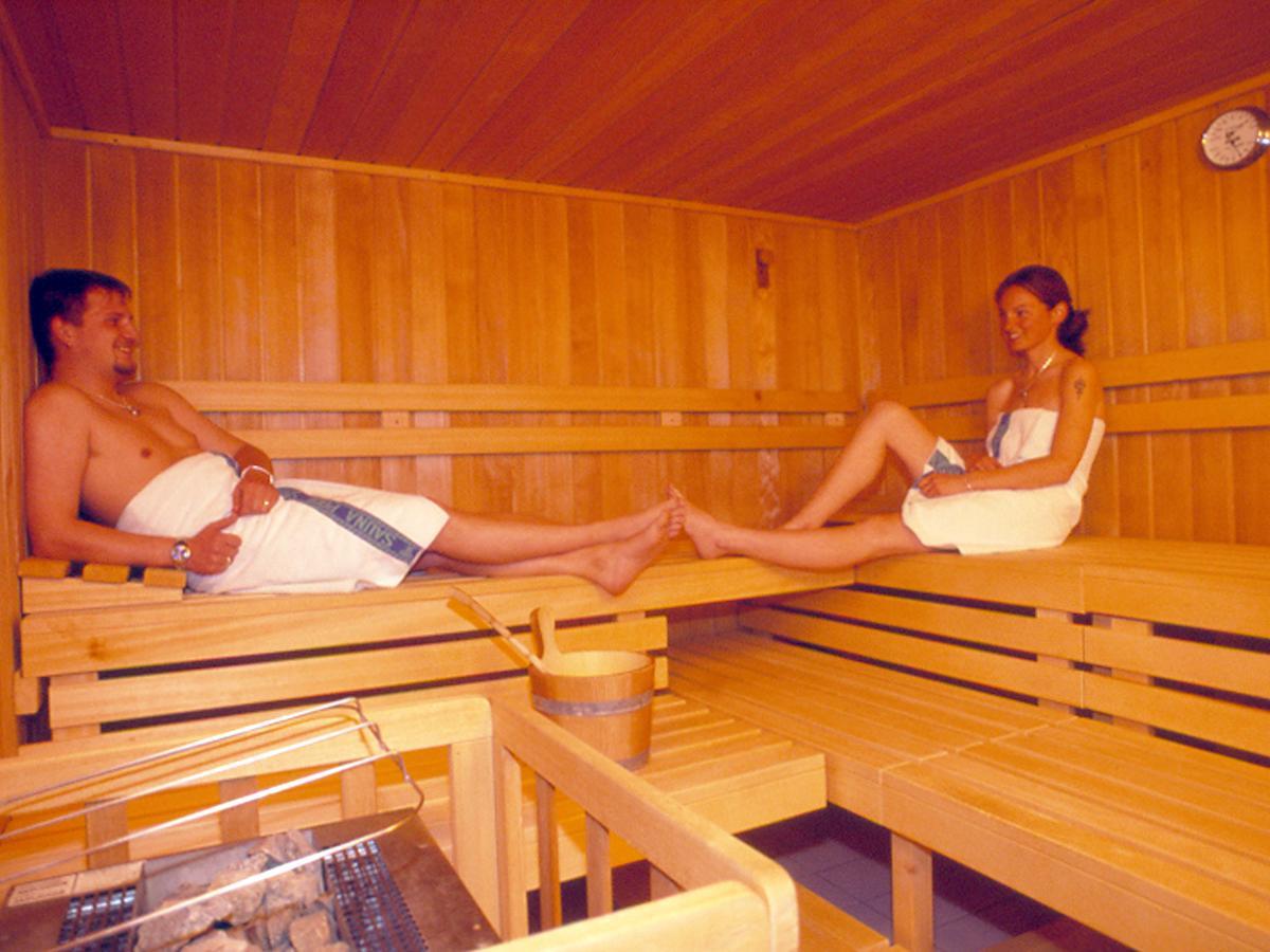 Camping Alpenwelt Hotel Tannheim Exterior photo